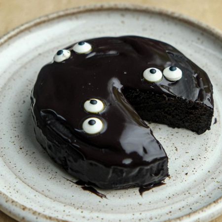 black chocolate quick superfood fudge cake